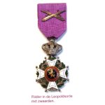 020-ridder-in-de-leopoldsorde-met-zwaarden.jpg