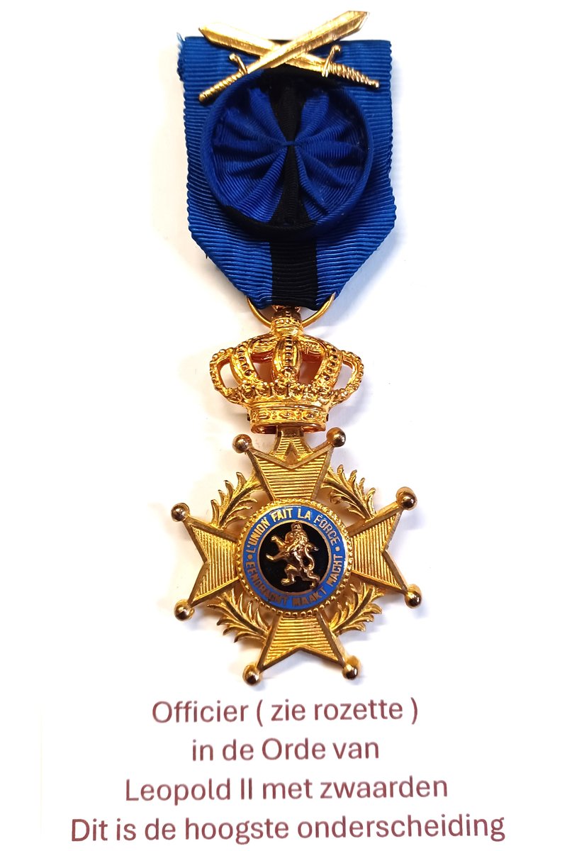 024-officier-in-de-orde-van-leopold-II-met-zwaarden.jpg